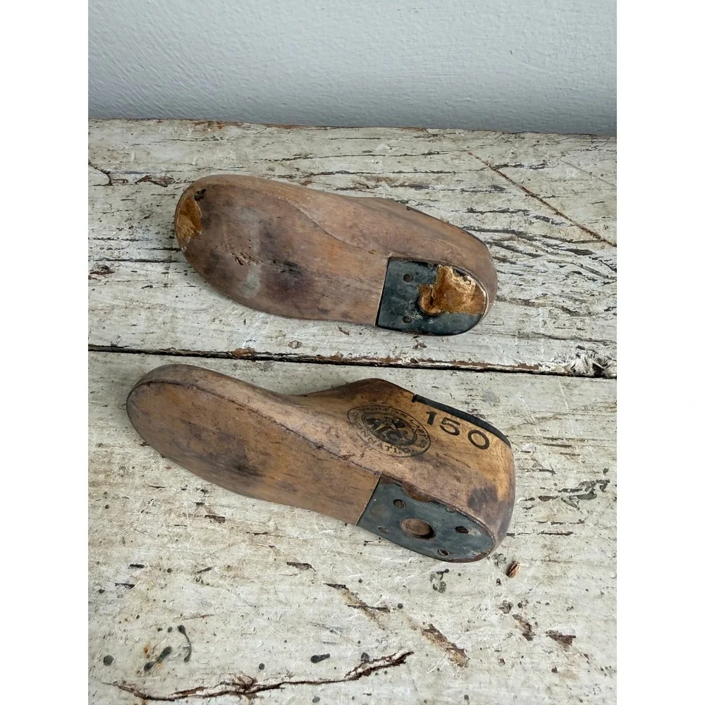 Vintage Morton Last Co Child Wooden Shoe Lasts Size 3.5 MLC 150 Cobbler Forms - Picture 6 of 7
